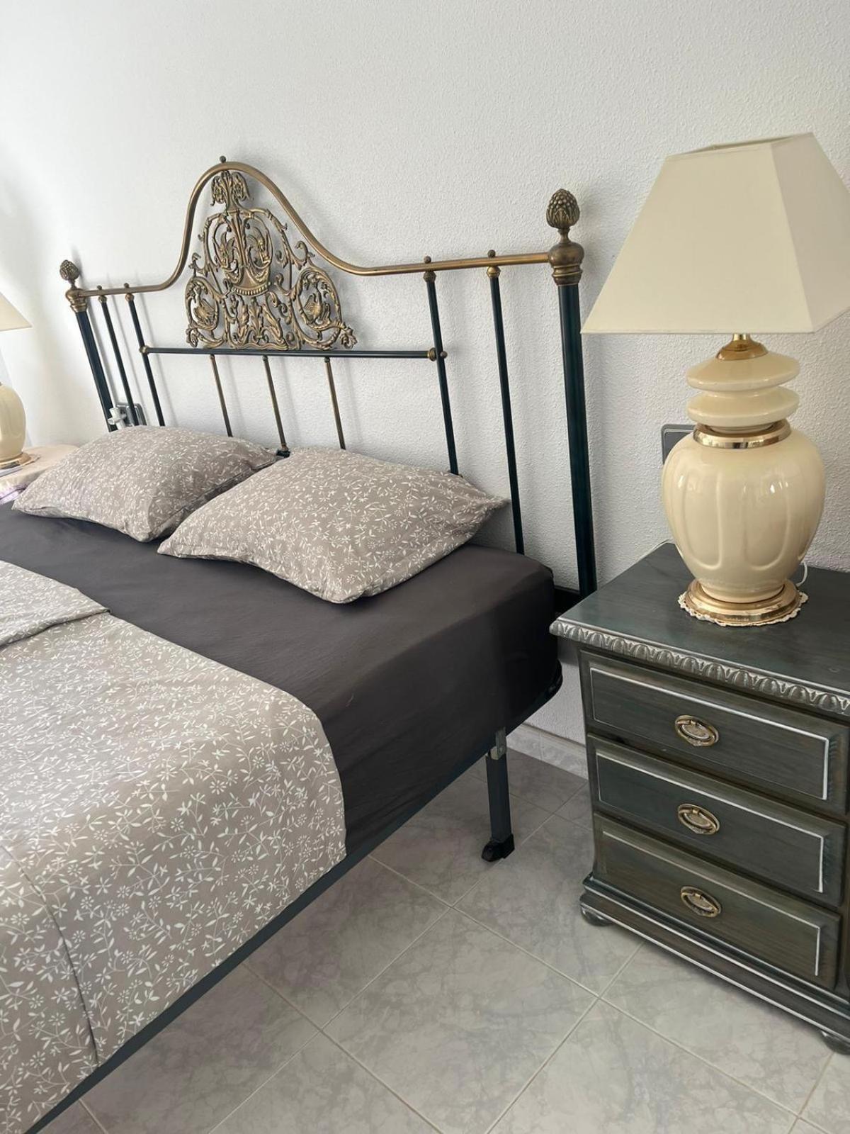 Schoenes Ruhiges Rooftop Apartment Mit Grosser Dachterrasse Τορεβιέχα Εξωτερικό φωτογραφία