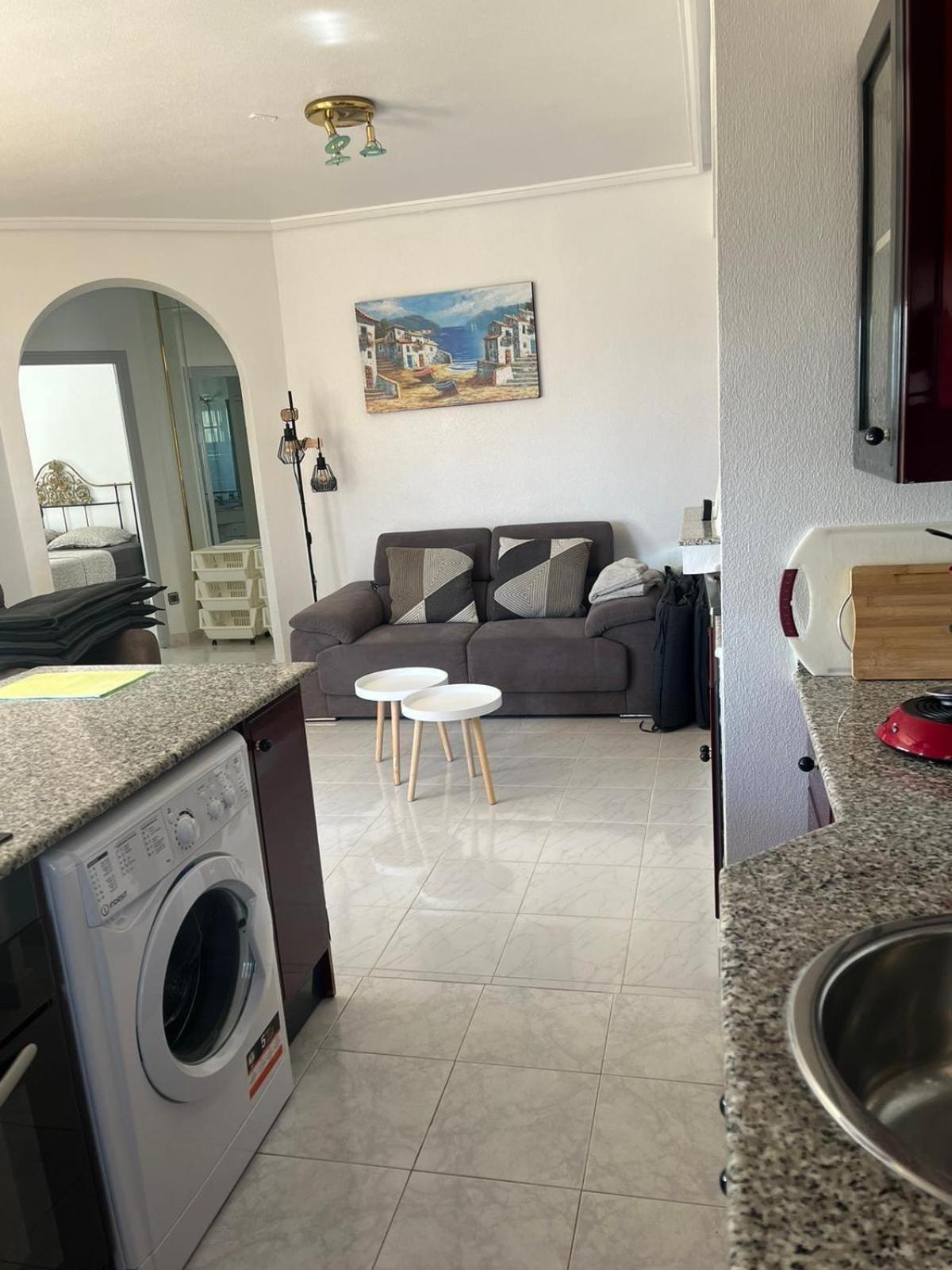Schoenes Ruhiges Rooftop Apartment Mit Grosser Dachterrasse Τορεβιέχα Εξωτερικό φωτογραφία